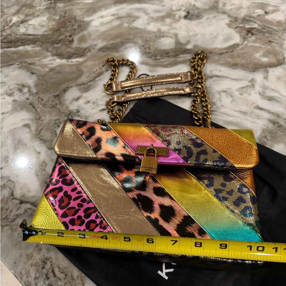 Kurt Geiger NWOT Vibrant Print Shoulder Bag - Picture 7 of 14